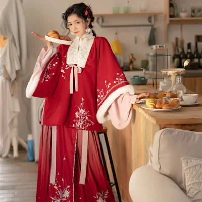 7 Cute and Comfy Winter Hanfu Outfits in 2022 13