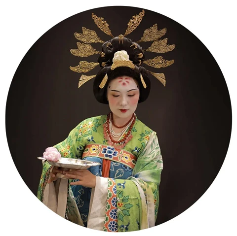 The Evolution of Traditional Chinese Makeup Culture 23