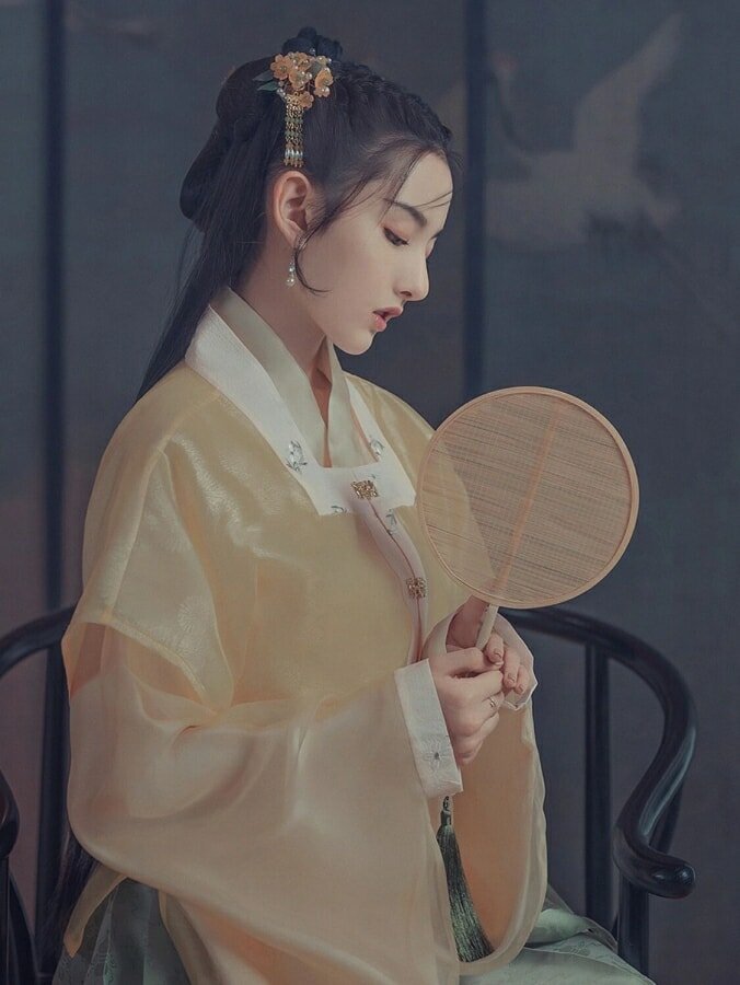 516daa5ed16db158_1_circle