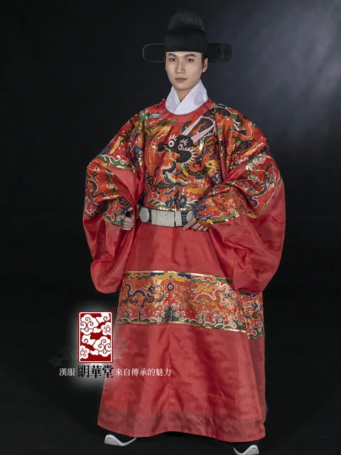 Are the Beijing Opera Costume the Same to Hanfu Costume? 5