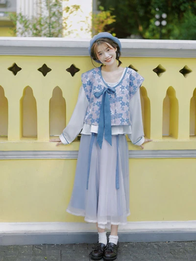 18 Latest Spring Chinese Outfits for Women 2022 21