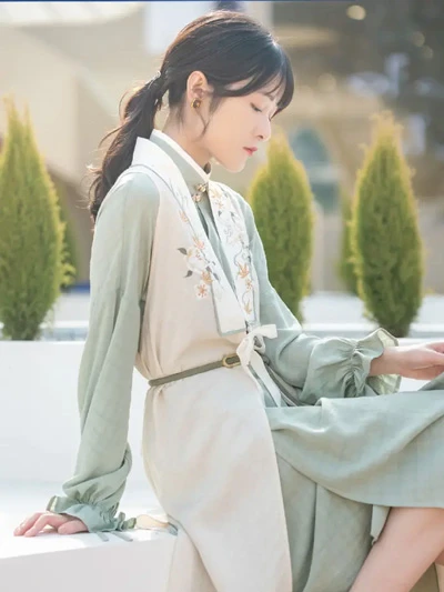 18 Latest Spring Chinese Outfits for Women 2022 33