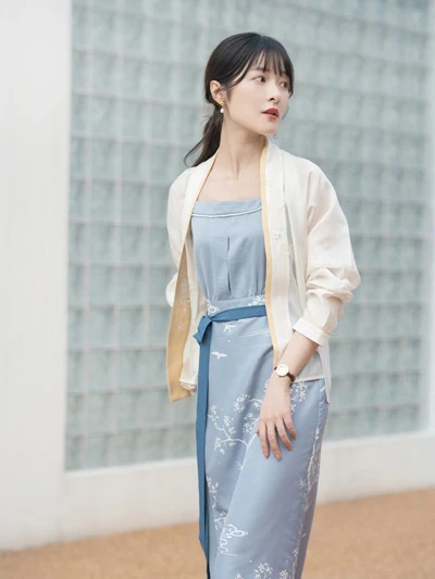 18 Latest Spring Chinese Outfits for Women 2022 34