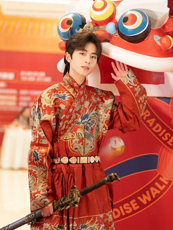 Taking Pictures of Ming Style Hanfu in the Forbidden City 207