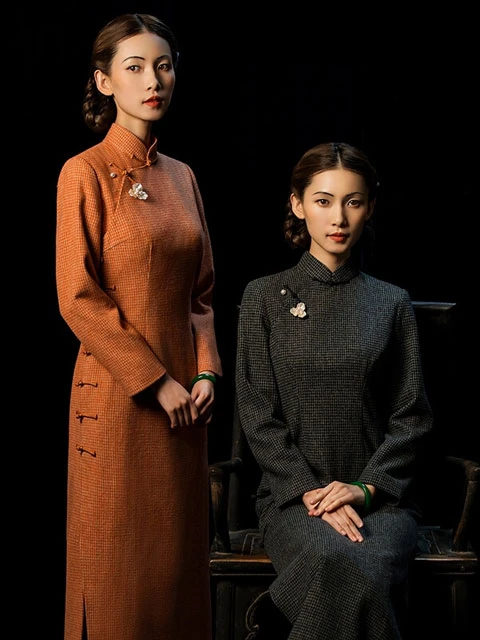 1930s cheongsam with fitted waist and inset sleeves