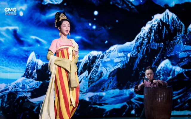 The Most Classic Tang Dynasty Hanfu Look - in the National Treasure 3