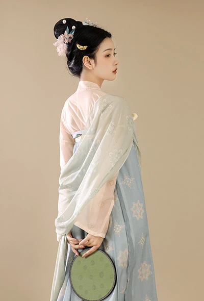 Top 10 Traditional Chinese Outfits Loved by Hanfu Fans 2021 10