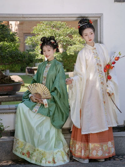 Top 10 Traditional Chinese Outfits Loved by Hanfu Fans 2021 22