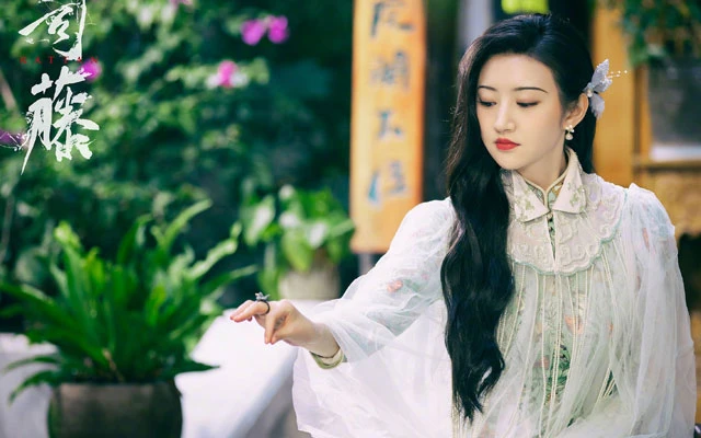 Cdrama Rattan: Hightlight and Cheongsam Look Analysis 1