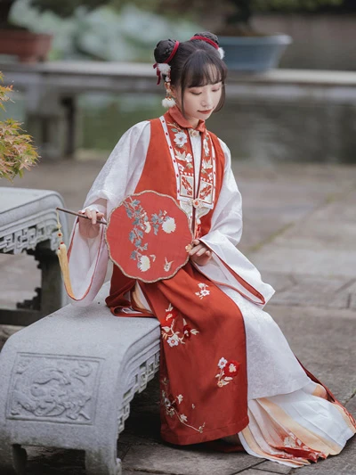 11 Co-Branded Hanfu Let You Enjoy Double Joy