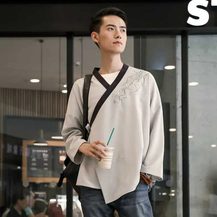 How to Bring Elements of Hanfu into Daily Wear 5