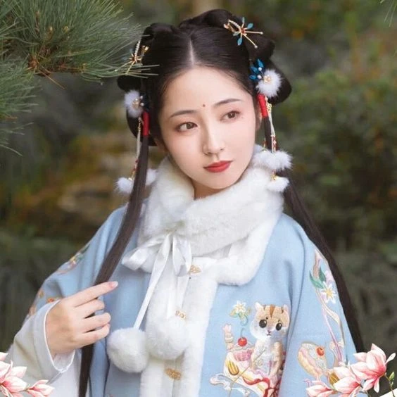 How to Put Together a Hanfu-Inspired Outfit Without Hanfu