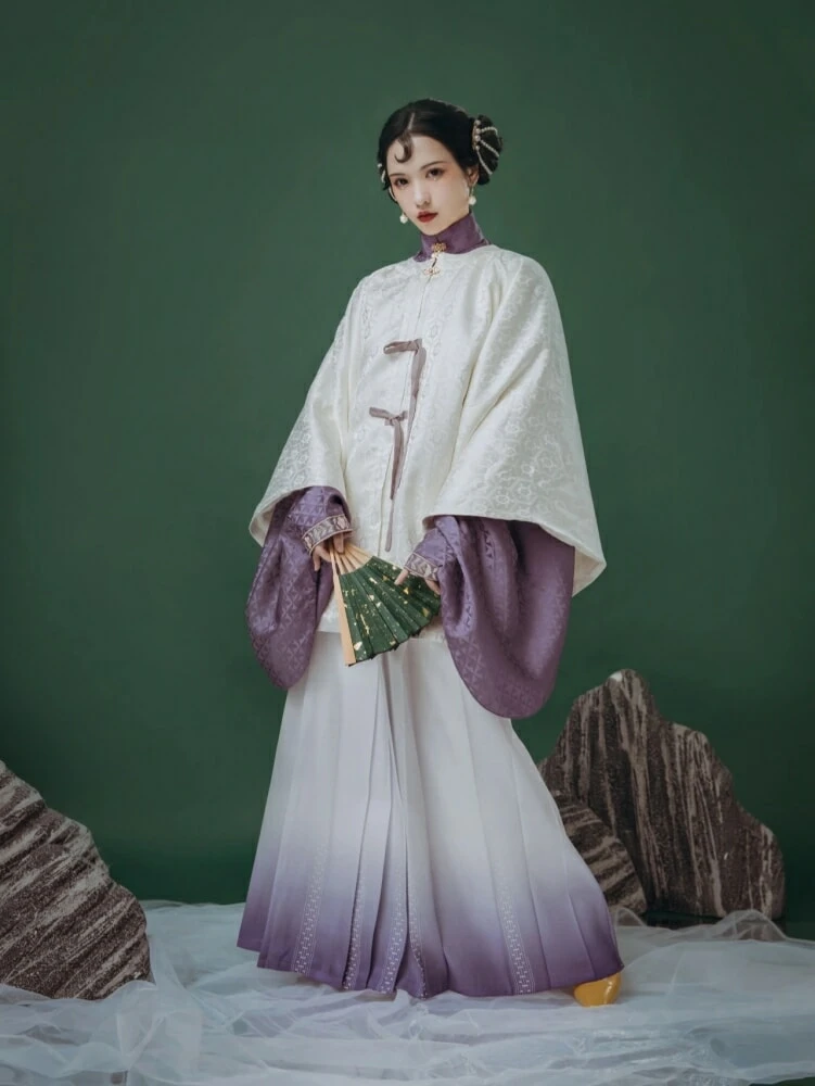 LOVEhan — Community Archive 4
