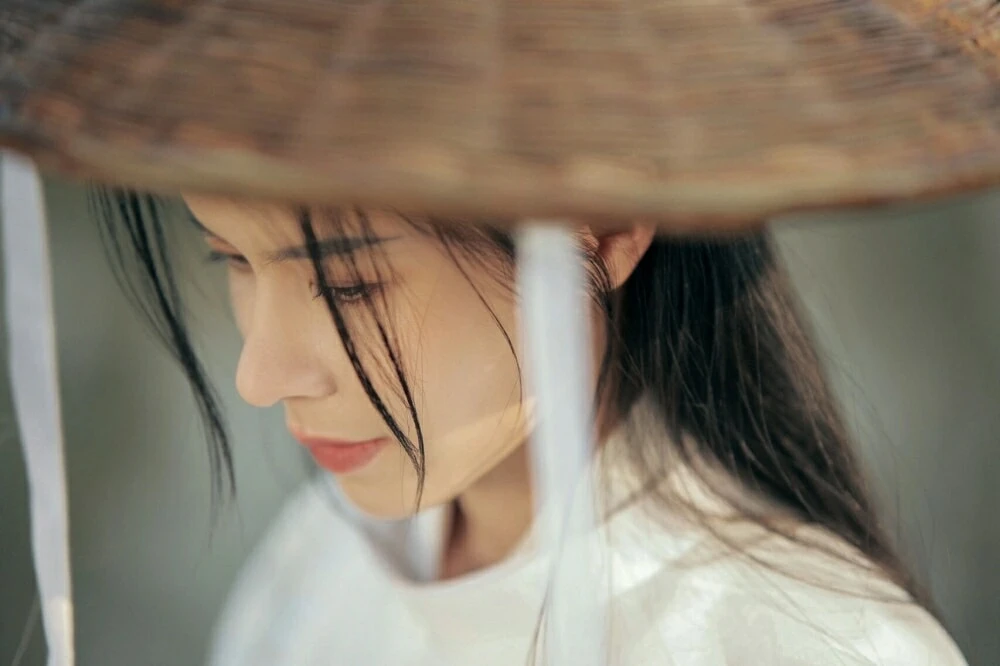 Ling — Community Archive 888