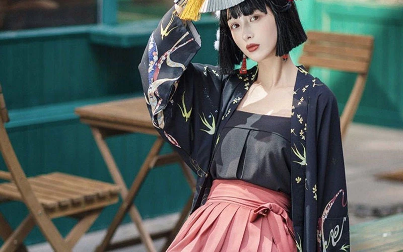 How to Put Together a Hanfu-Inspired Outfit Without Hanfu