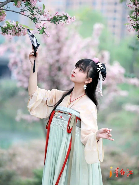 Sichuan's 2nd Hanfu Flower Festival will be opened on March 18