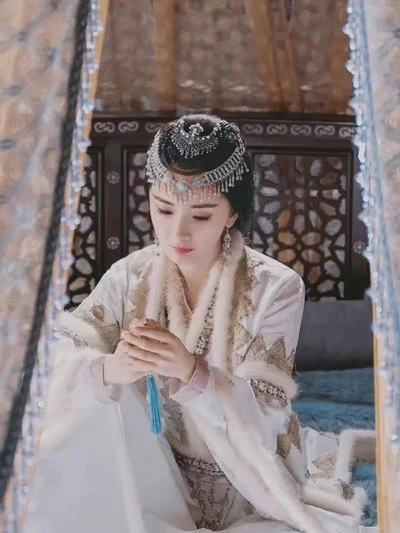 The Ultimate Aesthetic in Cdrama Novoland: Pearl Eclipse
