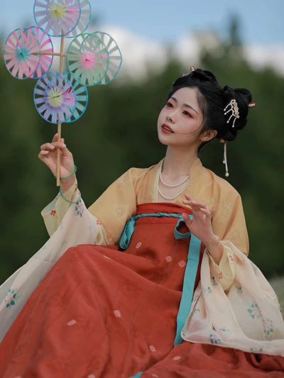 Vintage Hanfu Collection: 10 Beautiful Retro Dresses With Rich Ancient Flavor