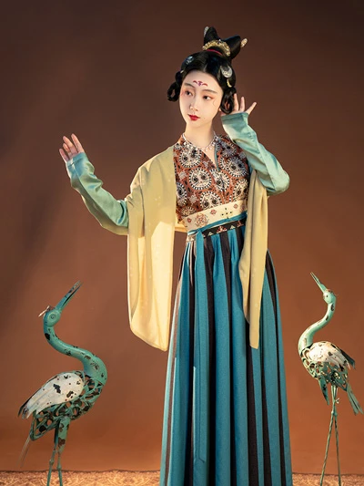 Vintage Hanfu Collection: 10 Beautiful Retro Dresses With Rich Ancient Flavor