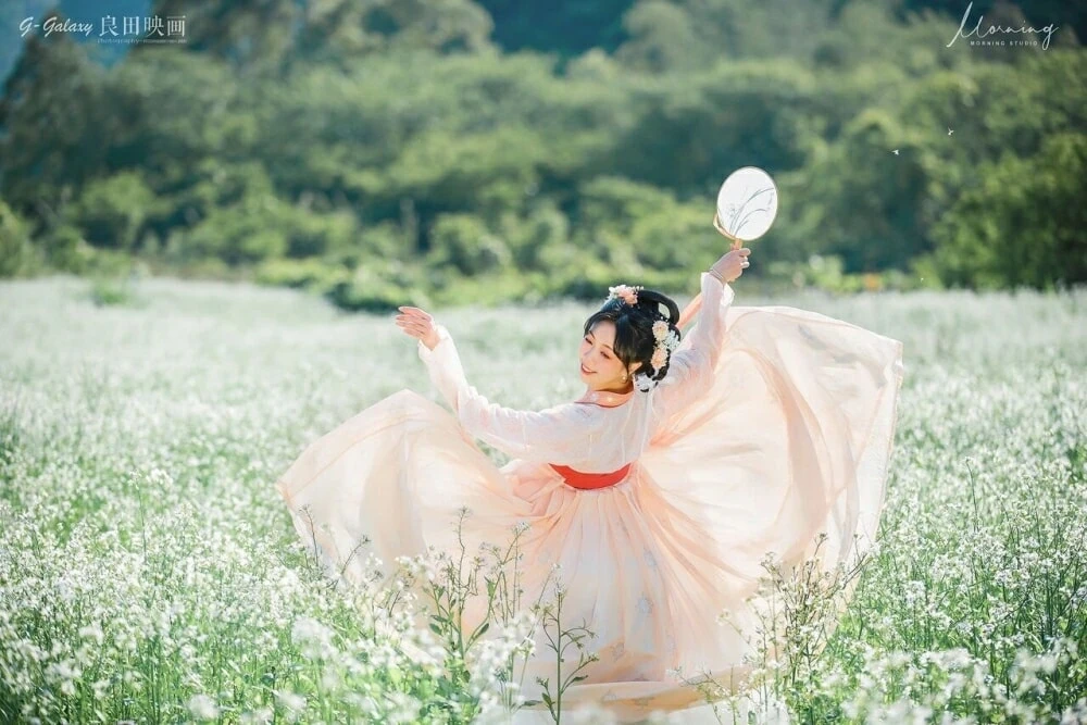 Ling — Community Archive 949