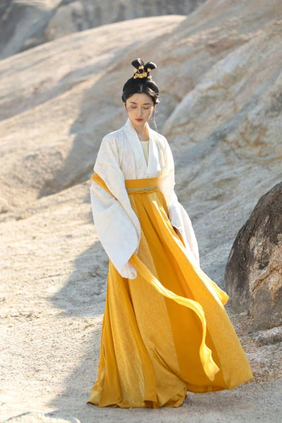 3 Best Color for Your Hanfu Summer Dress