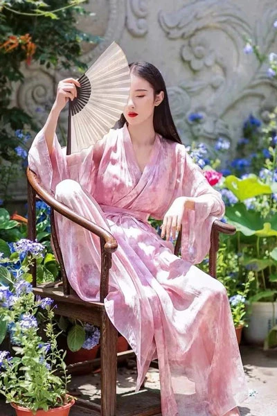 3 Best Color for Your Hanfu Summer Dress