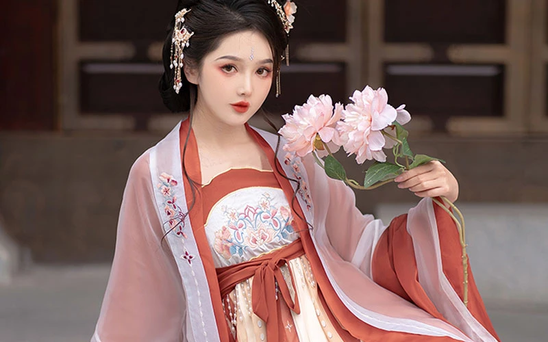7 Hanfu Styles for Prom 1