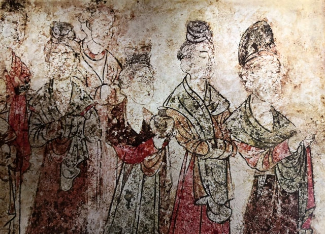 Early Tang Dynasty Female Makeup History 8