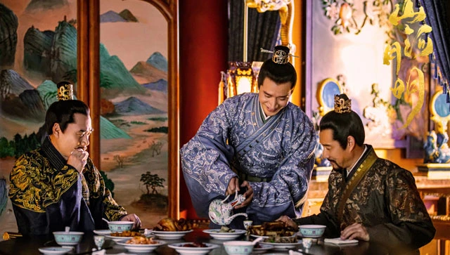 Ming Dynasty Aesthetics in Drama The Imperial Age: Costumes and Props