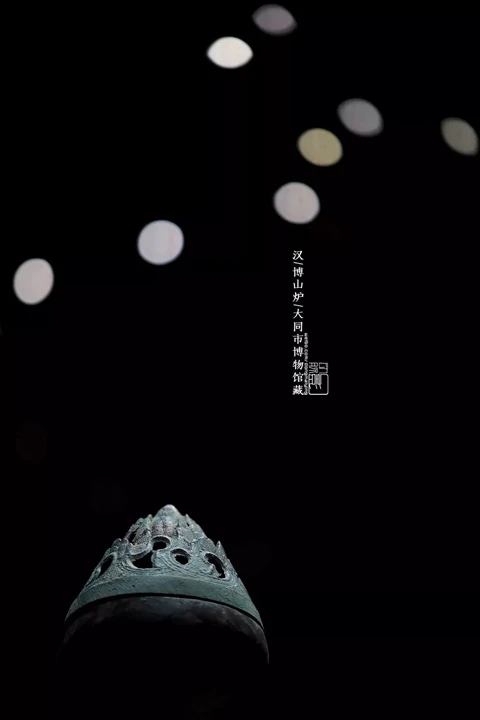 Museum Photographer - Recording the Millennium Beauty of Chinese Cultural Artifacts