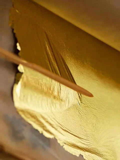 Reviving Chinese Culture: Lotulist’s Creation of Mineral Pigment Paintings