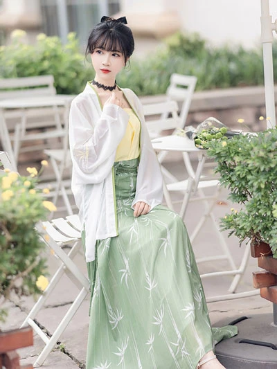 10 Gorgeous Green Hanfu Set for Summer