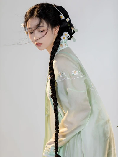10 Gorgeous Green Hanfu Set for Summer 16