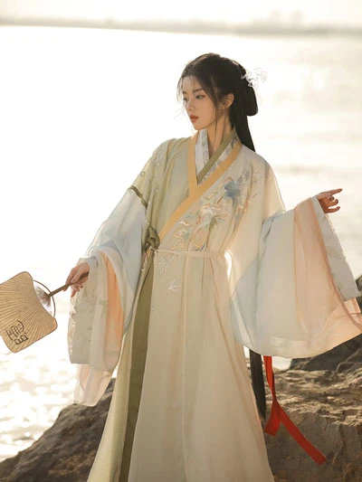 10 Latest Sets of Sweet Chinese Hanfu for Lovers