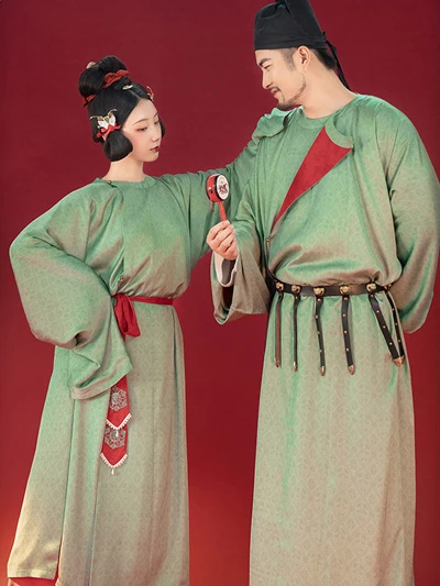 10 Latest Sets of Sweet Chinese Hanfu for Lovers