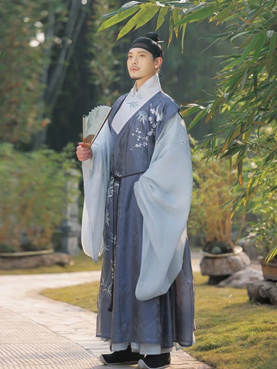 10 Latest Sets of Sweet Chinese Hanfu for Lovers