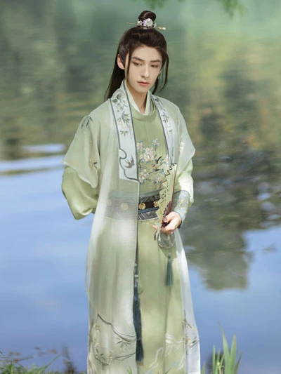 10 Latest Sets of Sweet Chinese Hanfu for Lovers