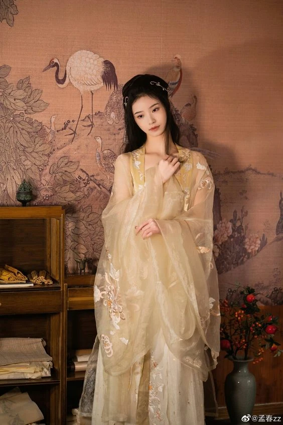 How to Wear Hanfu When It’s Hot 12