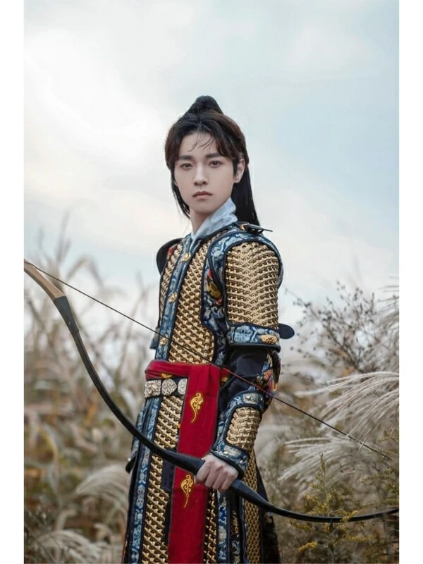 Taking Pictures of Ming Style Hanfu in the Forbidden City 358