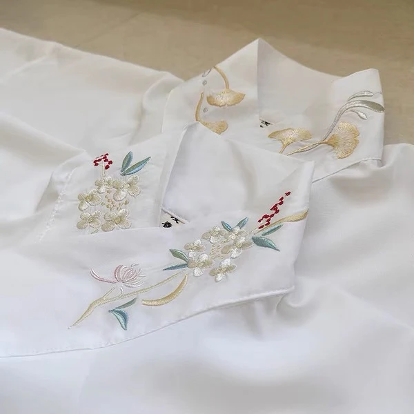 The Basics of Hanfu Underlayers