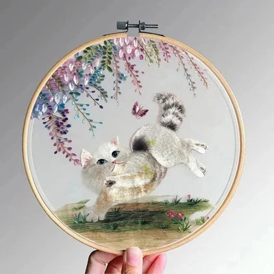 Thousand Year Su Embroidery Craft - Art on Fingertips 7