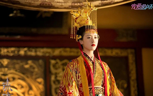 Crystal Yuan