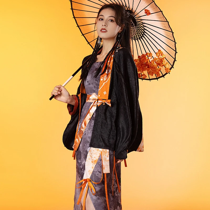 Distinctive-Modern-Women-Ming-Style-Hanfu-Dresses-1 Distinctive Modern Women Ming Style Hanfu Dresses