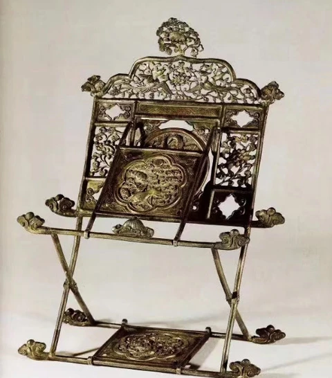 Traditional Chinese Bronze Mirror History & Meaning