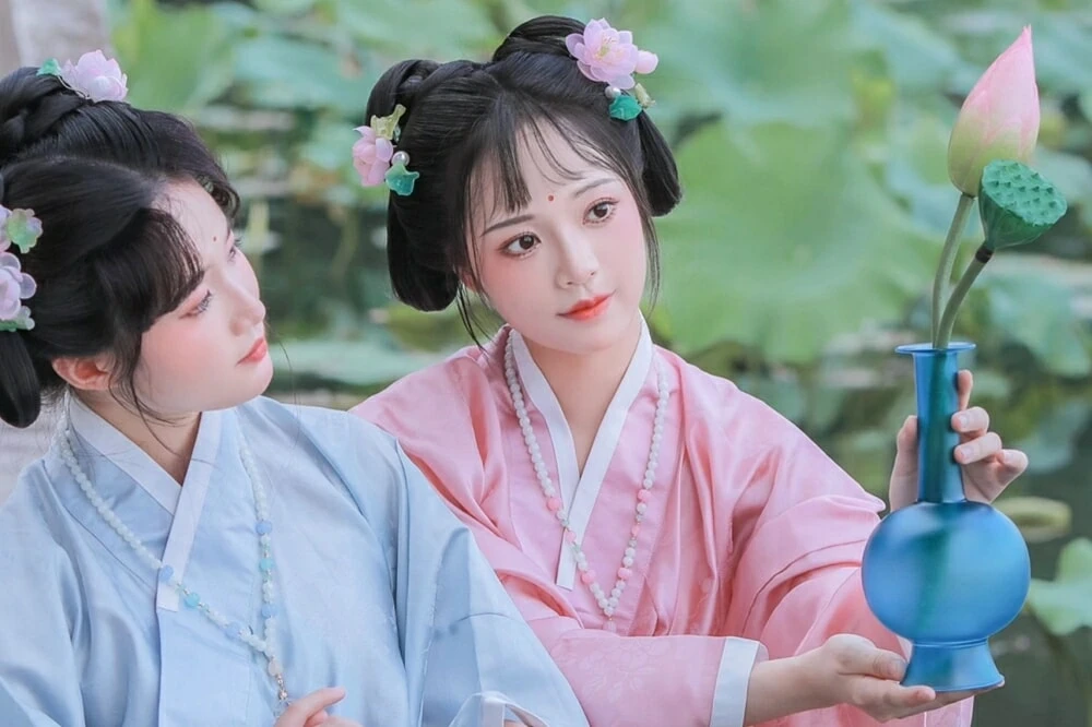 Ling — Community Archive 1221