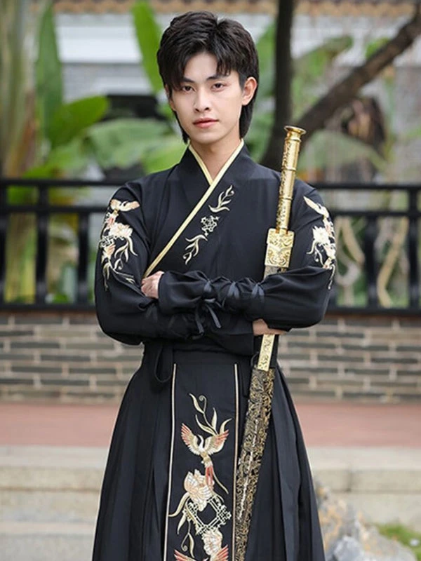 mens hanfu dresses that are in trend