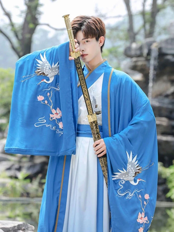 mens hanfu dresses that are in trend