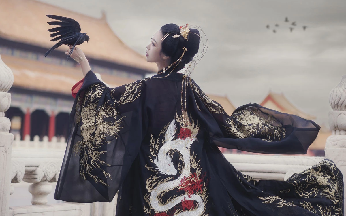2 New Hanfu-Related Professions Become Popular 1