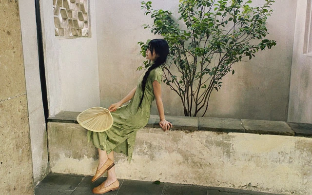 Jiang Xun Qian - Talented Girl That Focuses on the Traditional Cuisine and Crafts