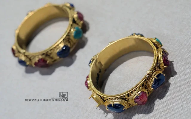 Luxury Aesthetics of Ancient Chinese Gold Jewelry 24